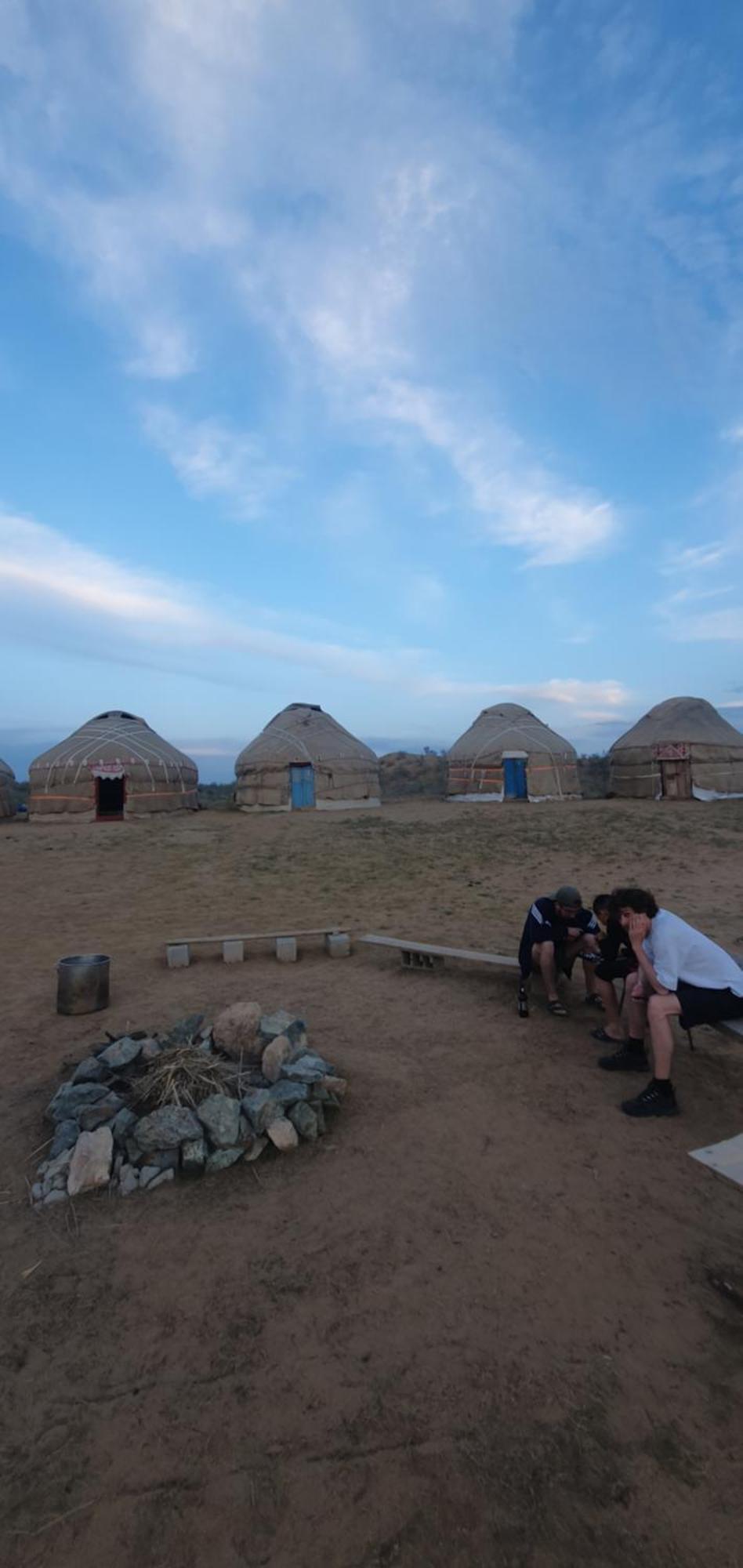 מלון Nurota Authentic Uzbek Yurt Camp Eco-Friendly מראה חיצוני תמונה