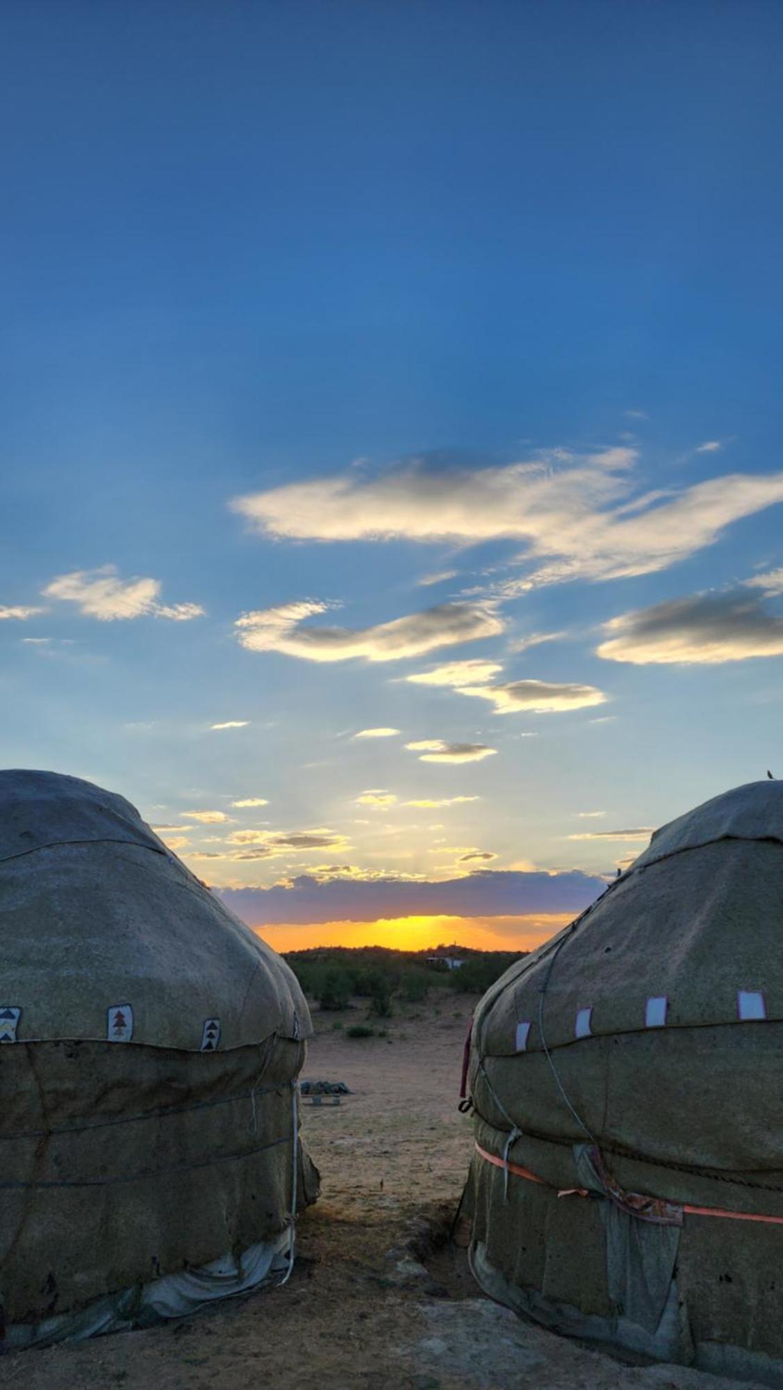 מלון Nurota Authentic Uzbek Yurt Camp Eco-Friendly מראה חיצוני תמונה