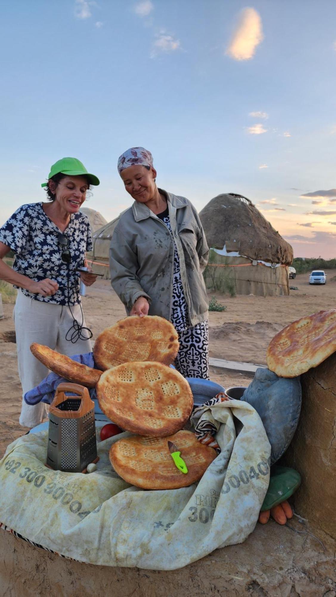 מלון Nurota Authentic Uzbek Yurt Camp Eco-Friendly מראה חיצוני תמונה