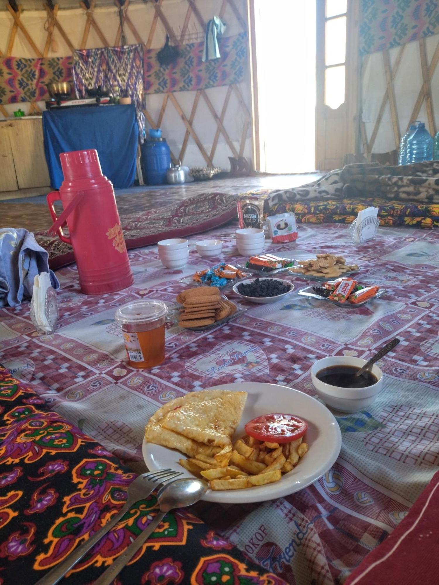 מלון Nurota Authentic Uzbek Yurt Camp Eco-Friendly מראה חיצוני תמונה